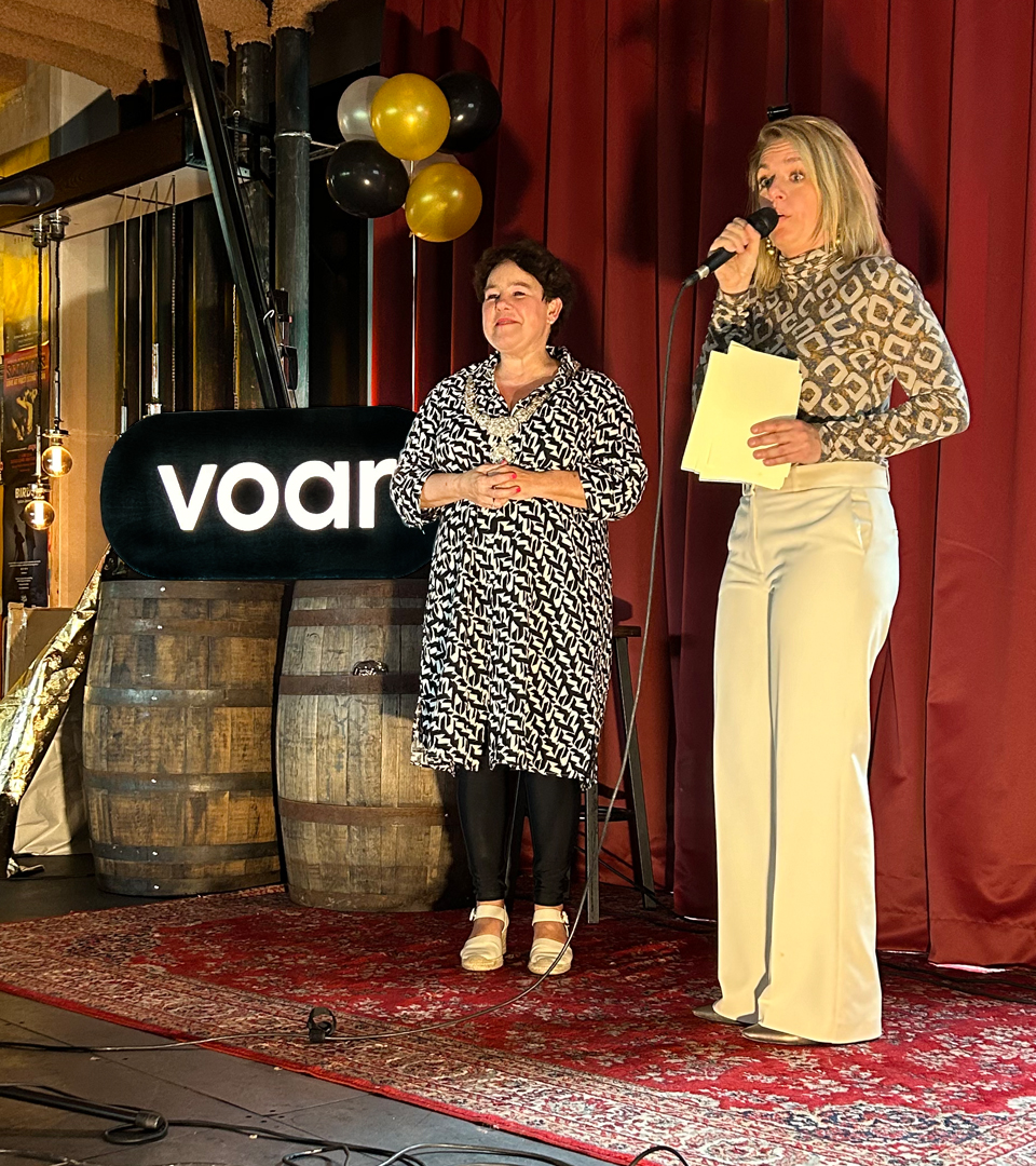 Voar de draad ermee!